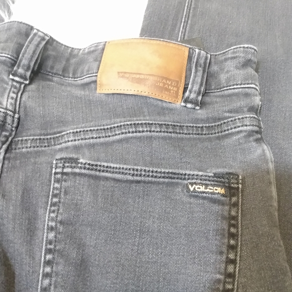 VOLCOM BRAND black jeans modern straight - Picture 4 of 6
